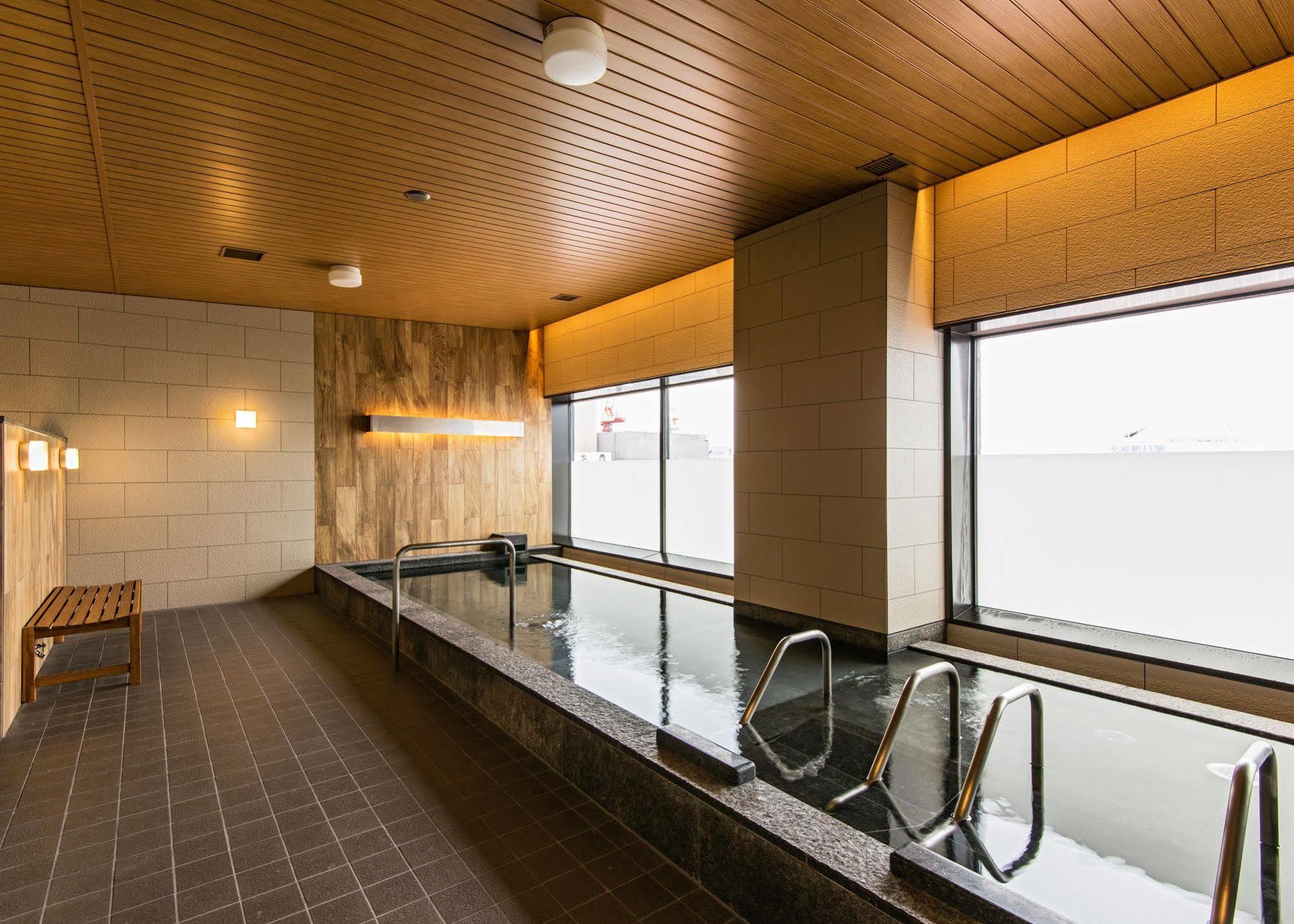 Jr Hotel 3*